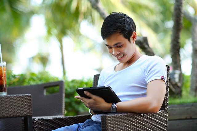 Guy Relaxing -- FAST Money Makers: 96+ Legitimate Ways to Make Extra Money Online and Offline